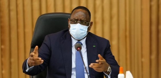 Réseaux sociaux: "Les insulteurs" dans le viseur de Macky Sall Réseaux sociaux: "Les insulteurs" dans le viseur de Macky Sall