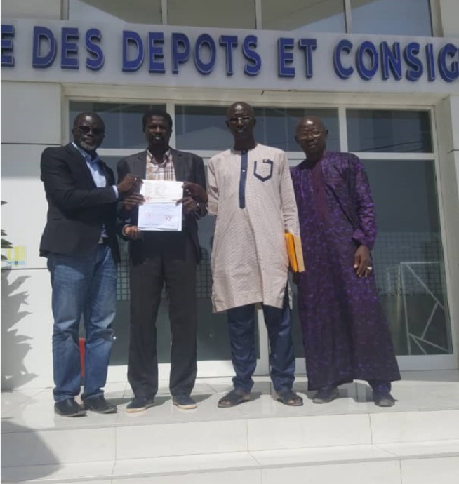 Législatives 2022 : La coalition Gueum Sa Bopp dépose sa caution et s’éloigne de «Wallu Sénégal» Législatives 2022 : La coalition Gueum Sa Bopp dépose sa caution et s’éloigne de «Wallu Sénégal»