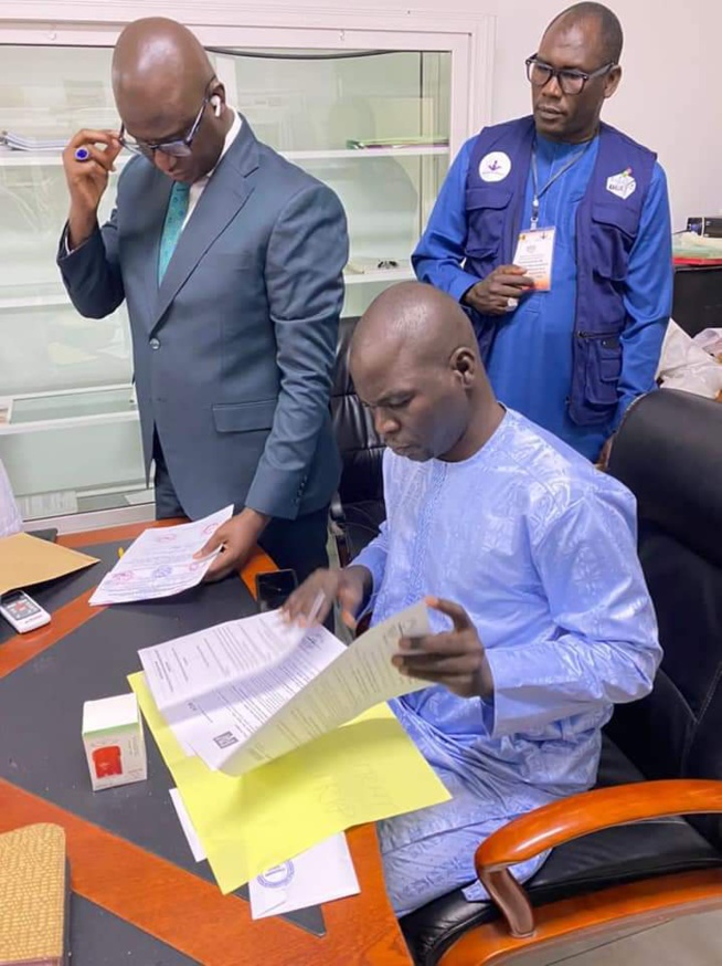 AAR SENEGAL: Alternative pour une Assemblée de Rupture AAR SENEGAL: Alternative pour une Assemblée de Rupture