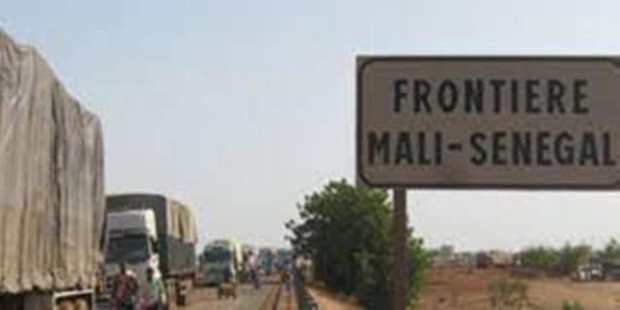 Espace Uemoa : Même avec l’embargo, le Mali reste le principal client du Sénégal au mois de mars Espace Uemoa : Même avec l’embargo, le Mali reste le principal client du Sénégal au mois de mars