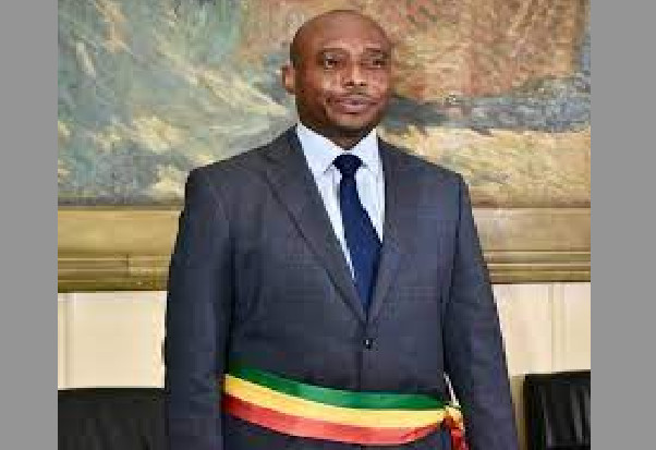 La Cojer Salit le maire de Dakar : Barth’ accusé d’avoir détourné 4 milliards Fcfa La Cojer Salit le maire de Dakar : Barth’ accusé d’avoir détourné 4 milliards Fcfa