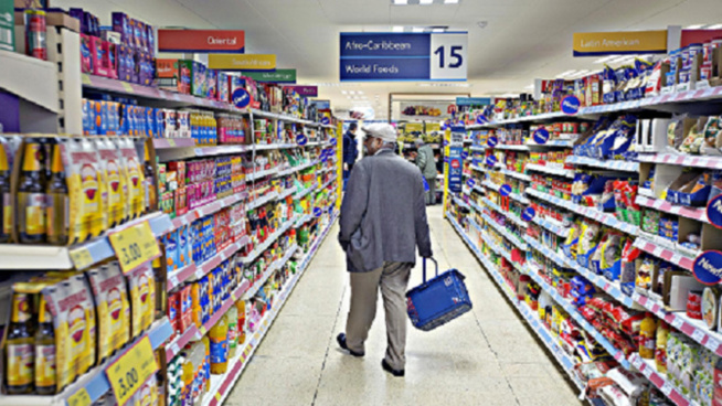 Vol à Auchan de Liberté 6 extension : un vieux retraité justifie son acte par sa maladie d’épilepsie Vol à Auchan de Liberté 6 extension : un vieux retraité justifie son acte par sa maladie d’épilepsie