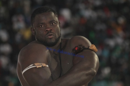 Confidences d’un grand marabout sur la défaite du leader de Tyshinger: « Eumeu devait sacrifier un homme chaste de 30 ans »  Confidences d’un grand marabout sur la défaite du leader de Tyshinger: « Eumeu devait sacrifier un homme chaste de 30 ans »