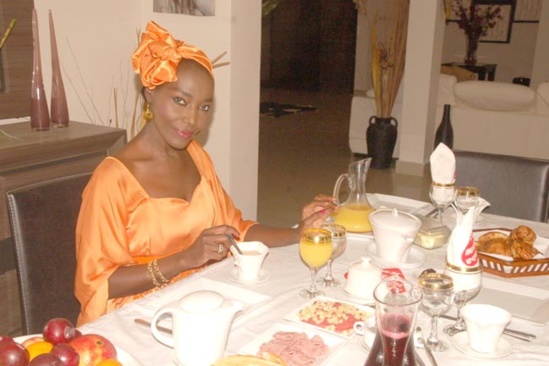 Coumba Gawlo Seck « Je suis entrée dans un bar pour vendre des beignets » Coumba Gawlo Seck « Je suis entrée dans un bar pour vendre des beignets »