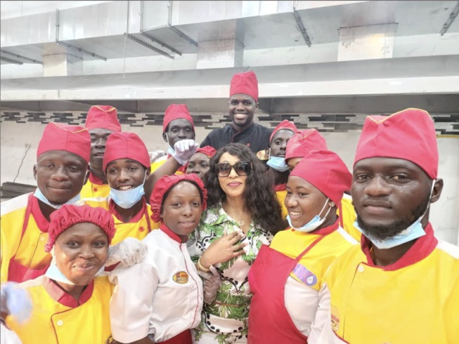 Ouverture de Djolof Chicken à Gambie: les images ! Ouverture de Djolof Chicken à Gambie: les images !