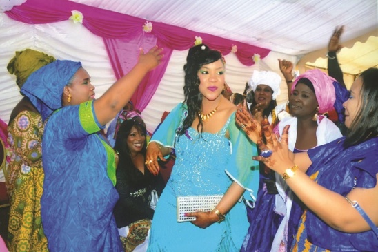 Les images du mariage de Aicha Diallo, la 3 éme épouse de  Baba Tandian