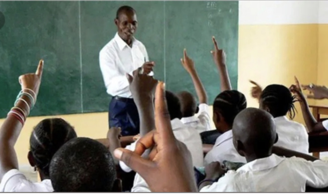 Revalorisation des indemnités des enseignants : l’Unapees met l’Etat au défi Revalorisation des indemnités des enseignants : l’Unapees met l’Etat au défi