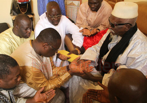 Lutte contre Ebola: Le Khalife Général des Mourides appelé en "renfort" par Macky Sall