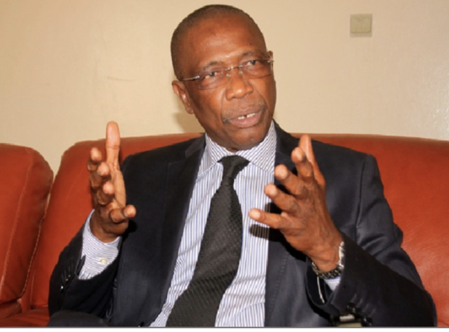 C’est l’heure de ne regarder que la lumière - Par El Hadj H. Kassé C’est l’heure de ne regarder que la lumière - Par El Hadj H. Kassé