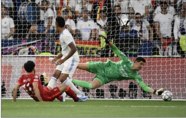 Coup d'envoi retardé, Courtois impérial... Le meilleur et le pire de la finale