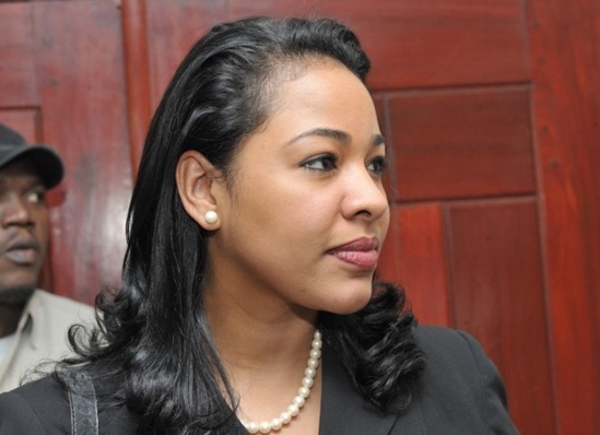 Démission de Rewmi: Léna Sène et la politique c'est finie Démission de Rewmi: Léna Sène et la politique c'est finie