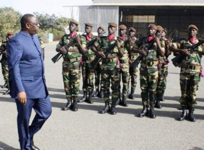 Augmentation de salaires : L'Armée, la Gendarmerie et la Police, gâtées par Macky Sall Augmentation de salaires : L'Armée, la Gendarmerie et la Police, gâtées par Macky Sall
