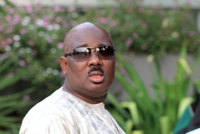 Thésaurisation suspecte d’argent liquide : Qui arrêtera Farba Ngom ? Thésaurisation suspecte d’argent liquide : Qui arrêtera Farba Ngom ?