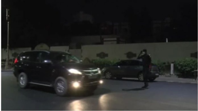 Kébémer : « S. K » un responsable de l’Apr arrêté avec plus de 28 millions de francs CFA en liquide, de fausses attestations de la Gendarmerie et des armes. Kébémer : « S. K » un responsable de l’Apr arrêté avec plus de 28 millions de francs CFA en liquide, de fausses attestations de la Gendarmerie et des armes.