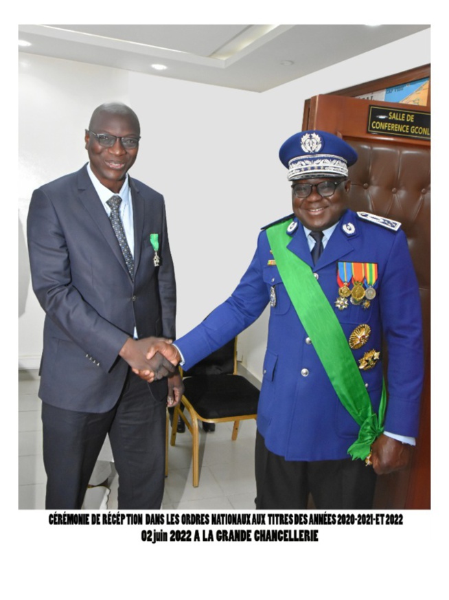 38 ans au service de l'Etat : Samba Mangane élevé au grade de Chevalier de l'Ordre national du Lion 38 ans au service de l'Etat : Samba Mangane élevé au grade de Chevalier de l'Ordre national du Lion