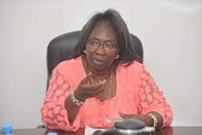 Sophie Gladima, ministre du pétrole et des mines : « Le Super aurait coûté 1182 Fcfa à la pompe sans la subvention de l’État » Sophie Gladima, ministre du pétrole et des mines : « Le Super aurait coûté 1182 Fcfa à la pompe sans la subvention de l’État »