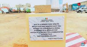 Médias : Macky Sall "réseaute" la Rts avec une Tour de 33 milliards F CFA Médias : Macky Sall "réseaute" la Rts avec une Tour de 33 milliards F CFA