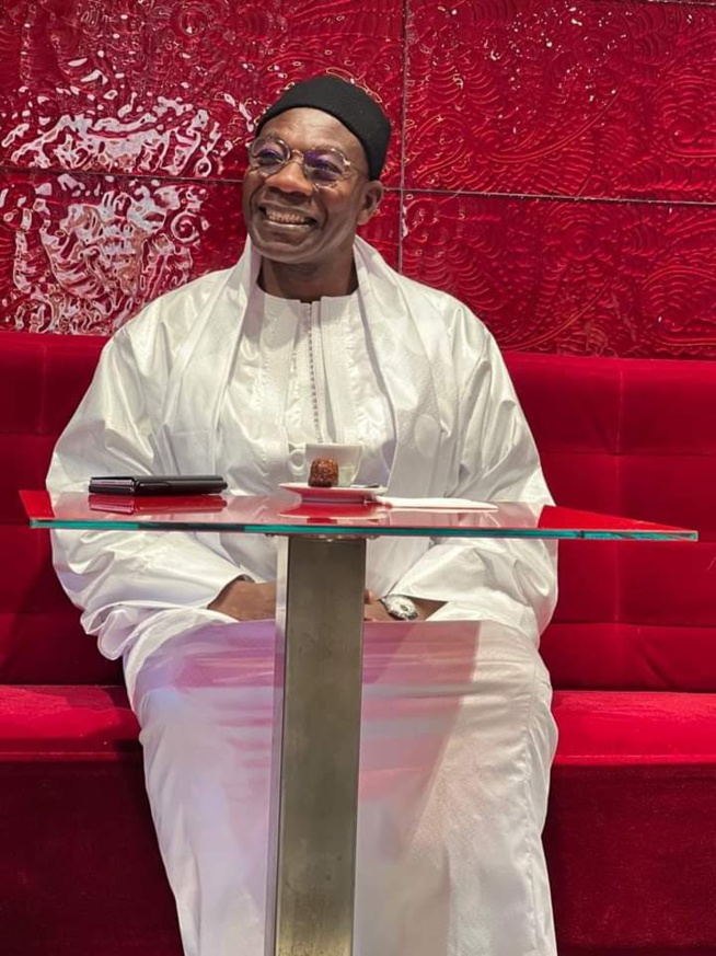 Gare Saint-Jean de Bordeaux : Serigne Saliou Ndigueul Thioune, Khalife des Thiantacones, en séjour à Paris Gare Saint-Jean de Bordeaux : Serigne Saliou Ndigueul Thioune, Khalife des Thiantacones, en séjour à Paris