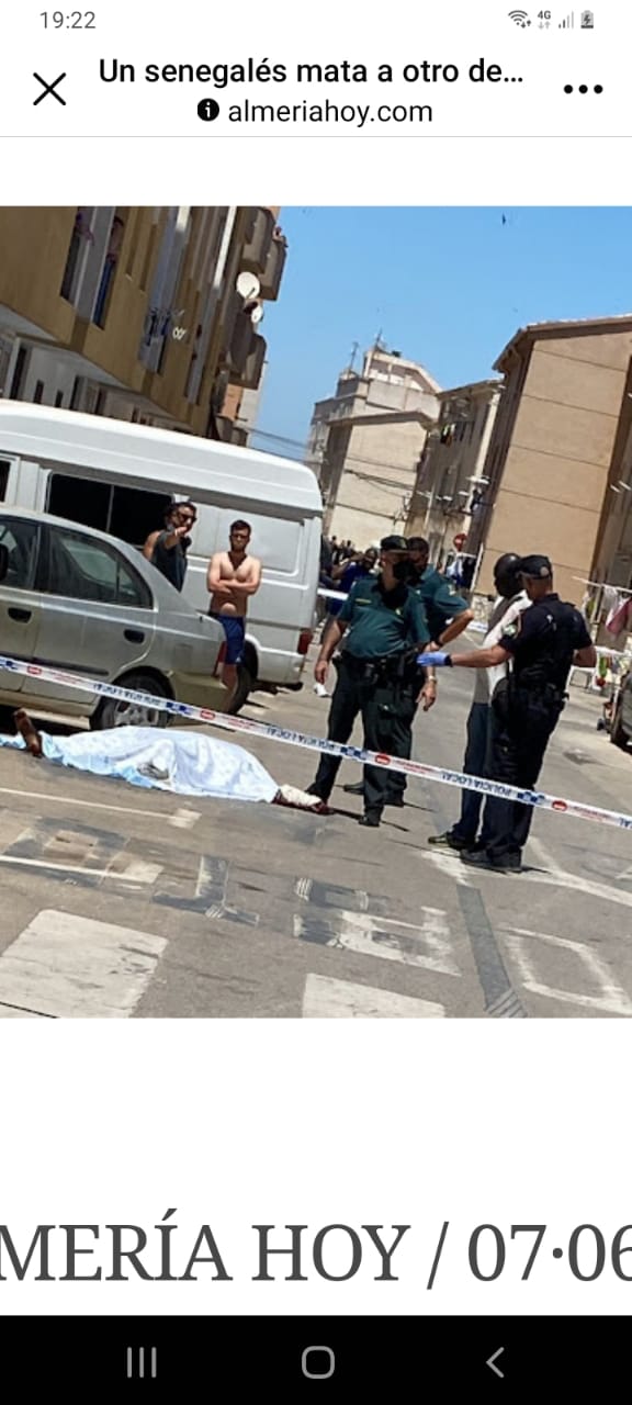 Espagne: Pour une place au marché, un Sénégalais poignarde mortellement son compatriote Espagne: Pour une place au marché, un Sénégalais poignarde mortellement son compatriote