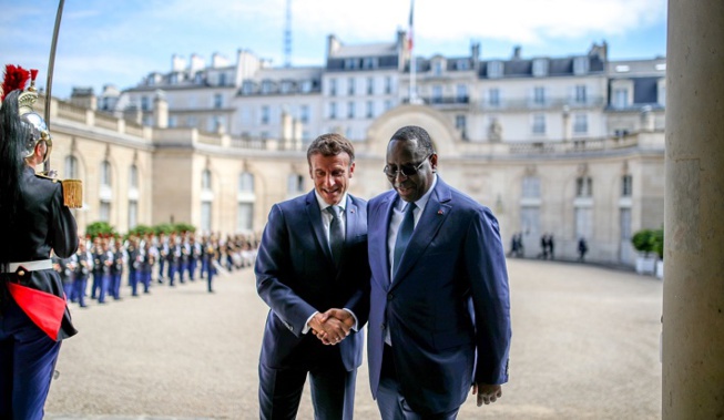 Série d’échanges entre Emmanuel Macron et Macky Sall : Les images de la concertation Série d’échanges entre Emmanuel Macron et Macky Sall : Les images de la concertation
