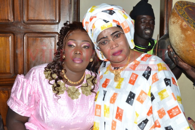 Mariage de sa gouvernante, le président du MEDS Mbagnick Diop offre une fête royale à Anna. Mariage de sa gouvernante, le président du MEDS Mbagnick Diop offre une fête royale à Anna.