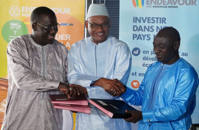 Signature d’une convention tripartite : SGO électrifie 6 villages de Sabodala a hauteur de 1,2 milliard de fcfa