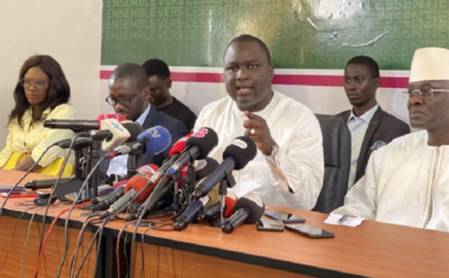 Khalifa Sall : « Le rassemblement de Yewwi Askan Wi aura bien lieu, ce vendredi » Khalifa Sall : « Le rassemblement de Yewwi Askan Wi aura bien lieu, ce vendredi »