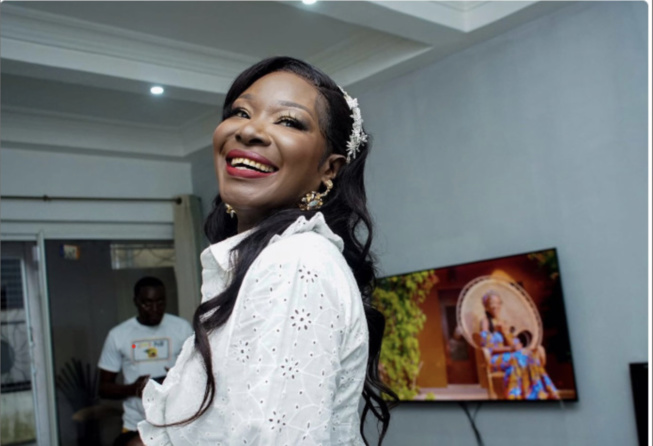 Carnet blanc : Fleur Mbaye devient l’épouse d’un célèbre Mbacké-Mbacké Carnet blanc : Fleur Mbaye devient l’épouse d’un célèbre Mbacké-Mbacké