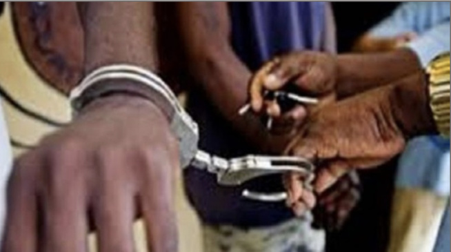 Tounka Baldé dérobe un scooter et utilise une pompe à gaz pour se tirer d’affaire Tounka Baldé dérobe un scooter et utilise une pompe à gaz pour se tirer d’affaire