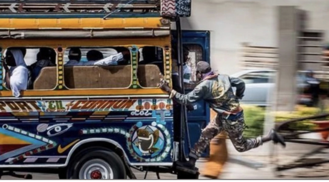 Pour 50 FCfa : Un apprenti-chauffeur assomme d’une pierre un passager Pour 50 FCfa : Un apprenti-chauffeur assomme d’une pierre un passager