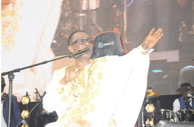 DIRECT. Bercy 2022 Youssou Ndour à guichet fermé innove et vend la destination du Sénégal et enflamme Paris DIRECT. Bercy 2022 Youssou Ndour à guichet fermé innove et vend la destination du Sénégal et enflamme Paris