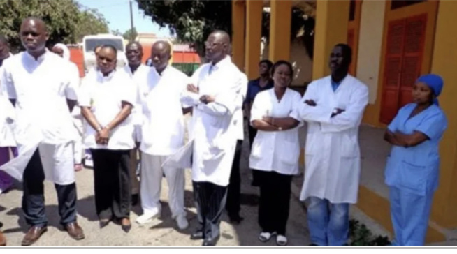 Santé : La F2s annonce une grève générale de 72 heures à partir de mercredi Santé : La F2s annonce une grève générale de 72 heures à partir de mercredi