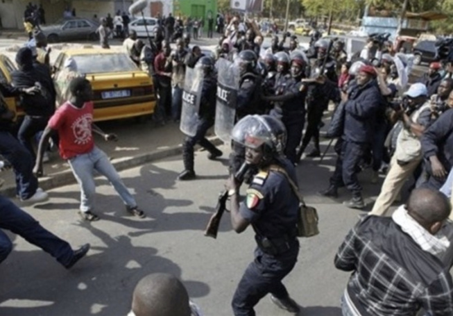 Affrontements entre étudiants : La direction du COUD brise le silence et condamne fermement les agissements de ces groupes … Affrontements entre étudiants : La direction du COUD brise le silence et condamne fermement les agissements de ces groupes …