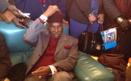 Le Président Wade arrive finalement jeudi à 15h (PDS) Le Président Wade arrive finalement jeudi à 15h (PDS)