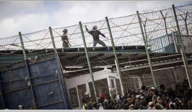 Massacre de migrants : Le Chef de la Commission de l’Union africaine dénonce une mafia de trafiquants d’êtres humains Massacre de migrants : Le Chef de la Commission de l’Union africaine dénonce une mafia de trafiquants d’êtres humains