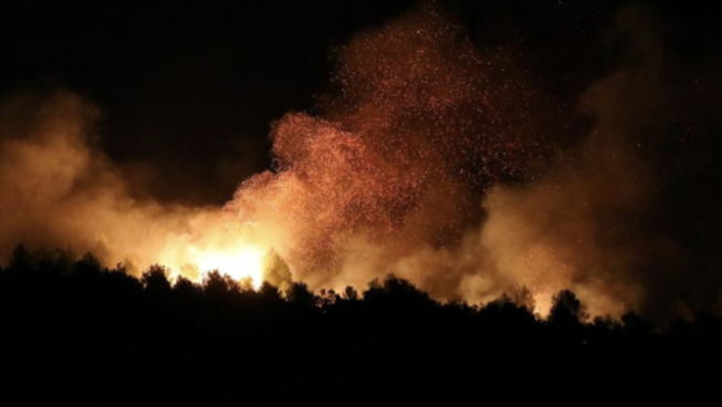 Accusé d'adultère avec sa belle-sœur, un père de famille met le feu à la bâtisse de son « rival » Accusé d'adultère avec sa belle-sœur, un père de famille met le feu à la bâtisse de son « rival »