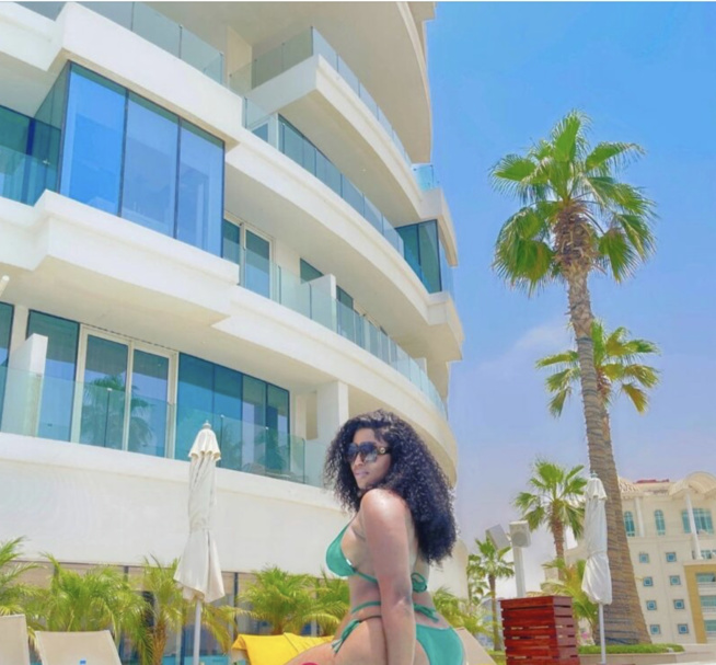 Dubaï : Sublime en sl*p et soutien-gorge, Abidemi Awotale enchante la toile Dubaï : Sublime en sl*p et soutien-gorge, Abidemi Awotale enchante la toile