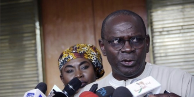 Tweets de Melenchon et Faure : BBY demande plus de respect vis-à-vis du peuple sénégalais Tweets de Melenchon et Faure : BBY demande plus de respect vis-à-vis du peuple sénégalais