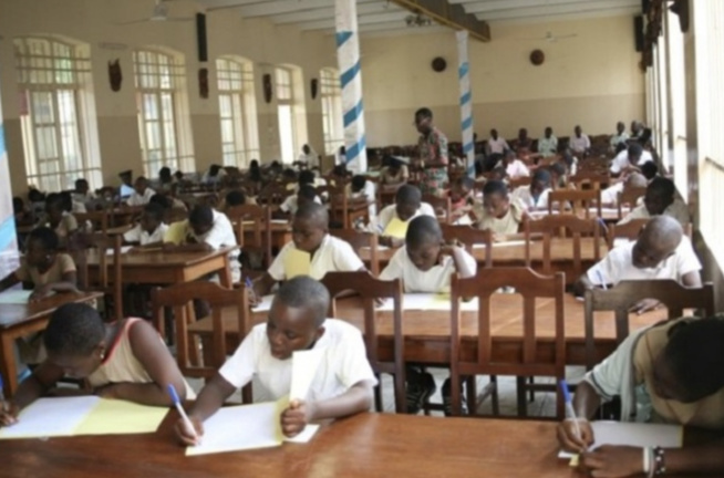 Université Assane Seck de Ziguinchor : des enseignants menacent de boycotter le Bac Université Assane Seck de Ziguinchor : des enseignants menacent de boycotter le Bac