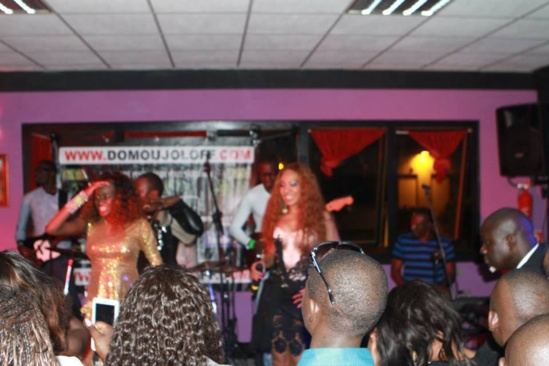 Viviane chauffe la salle de Torino Viviane chauffe la salle de Torino