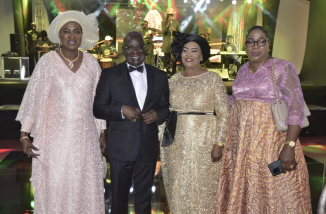 Les images de la prestigieuse soirée de gala les CAURIS D OR édition 2022 avec le président MBAGNICK DIOP du MEDS