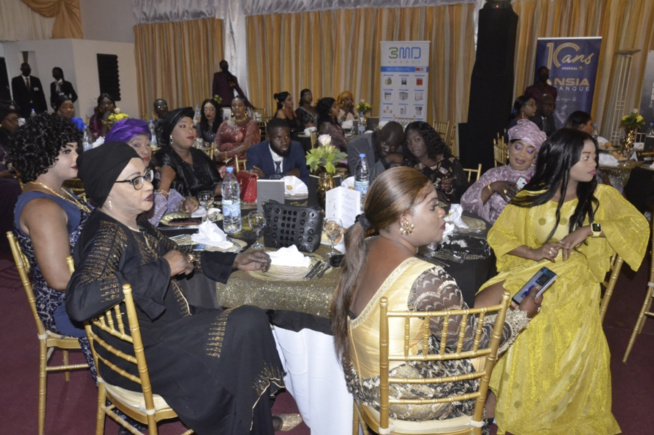 Revivez la 17e édition des Cauris d’Or, la plus prestigieuse soirée de gala en AFRIQUE de l OUEST la constance