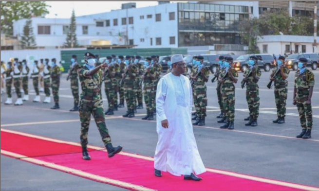 61ème sommet CEDEAO à Accra: Macky Sall a quitté Dakar ce dimanche, retour prévu le même jour 61ème sommet CEDEAO à Accra: Macky Sall a quitté Dakar ce dimanche, retour prévu le même jour