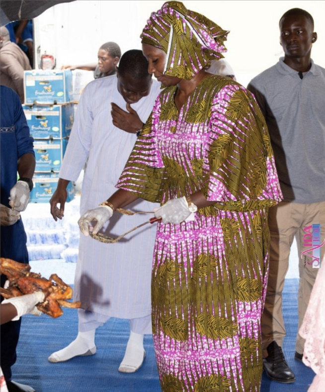 Photos: Sokhna Aida Saliou avec Sokhna Bator Saliou et Sokhna Adja Saliou