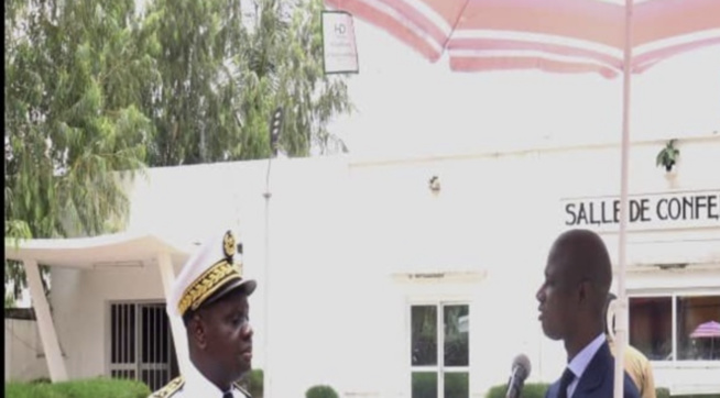 Gouverneur de Thiès: Moustapha Ndao passe le témoin à Alioune Badara Mbengue Gouverneur de Thiès: Moustapha Ndao passe le témoin à Alioune Badara Mbengue