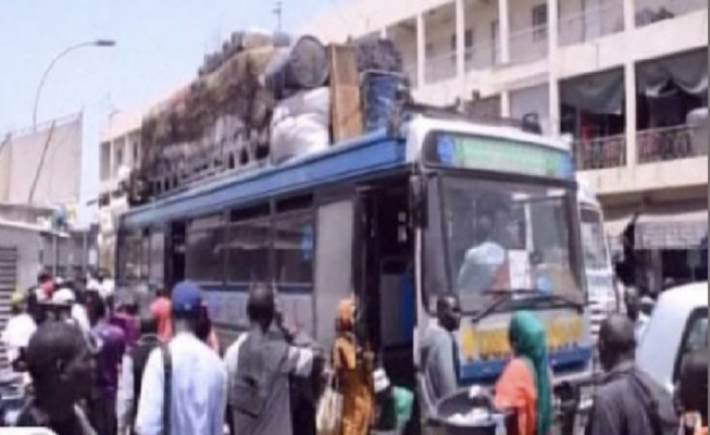 « Exode Urbaine », augmentation délibérée des prix du transport, en prélude de la tabaski : Passe d’armes entre passagers et transporteurs « Exode Urbaine », augmentation délibérée des prix du transport, en prélude de la tabaski : Passe d’armes entre passagers et transporteurs