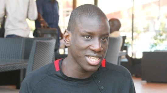 Demba Bâ offre une mosquée à son village Demba Bâ offre une mosquée à son village