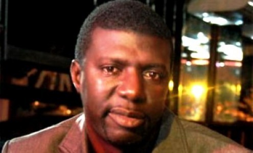 Fallou Dieng: "Momé Vent est un appel à l'humilté,les artistes doivent avoir la tête sur les épaules" Fallou Dieng: "Momé Vent est un appel à l'humilté,les artistes doivent avoir la tête sur les épaules"