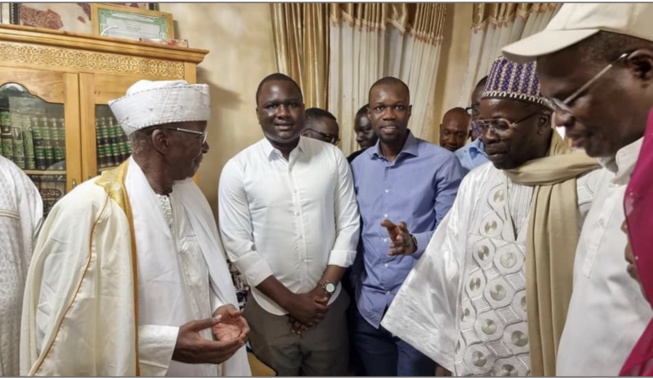 Médina Baye : Les leaders de YAW reçus en audience par le khalife, Cheikh Mahi Niasse Médina Baye : Les leaders de YAW reçus en audience par le khalife, Cheikh Mahi Niasse