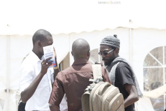 Fadel Barro de « Y’en a marre » : « Le volcan qui est dans nos cœurs ni Macky Sall ni personne ne pourra l’arrêter » Fadel Barro de « Y’en a marre » : « Le volcan qui est dans nos cœurs ni Macky Sall ni personne ne pourra l’arrêter »